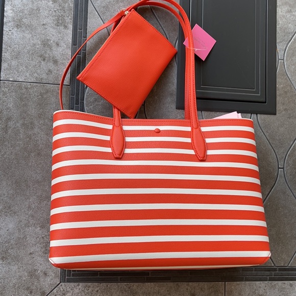 Kate Spade All Day Sailing Stripe Large Tote - Picture 5 of 16